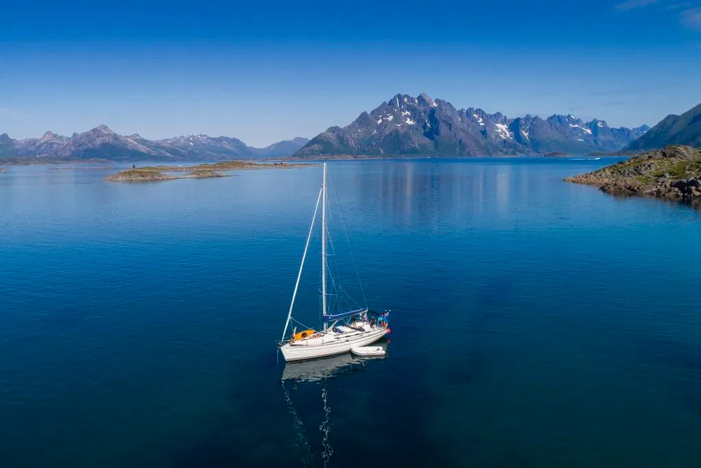 SeilNorge Seilbåt Nirvana Foto Mats Grimseth MG droneLofoten 0055