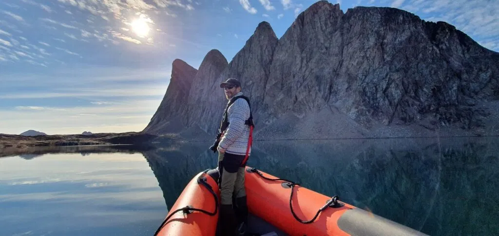 We go ashore an explore along the route