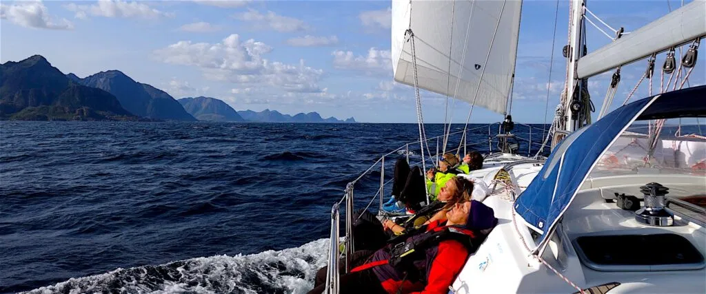 Seiltur SeilNorge Lofoten Seilbaat Sol