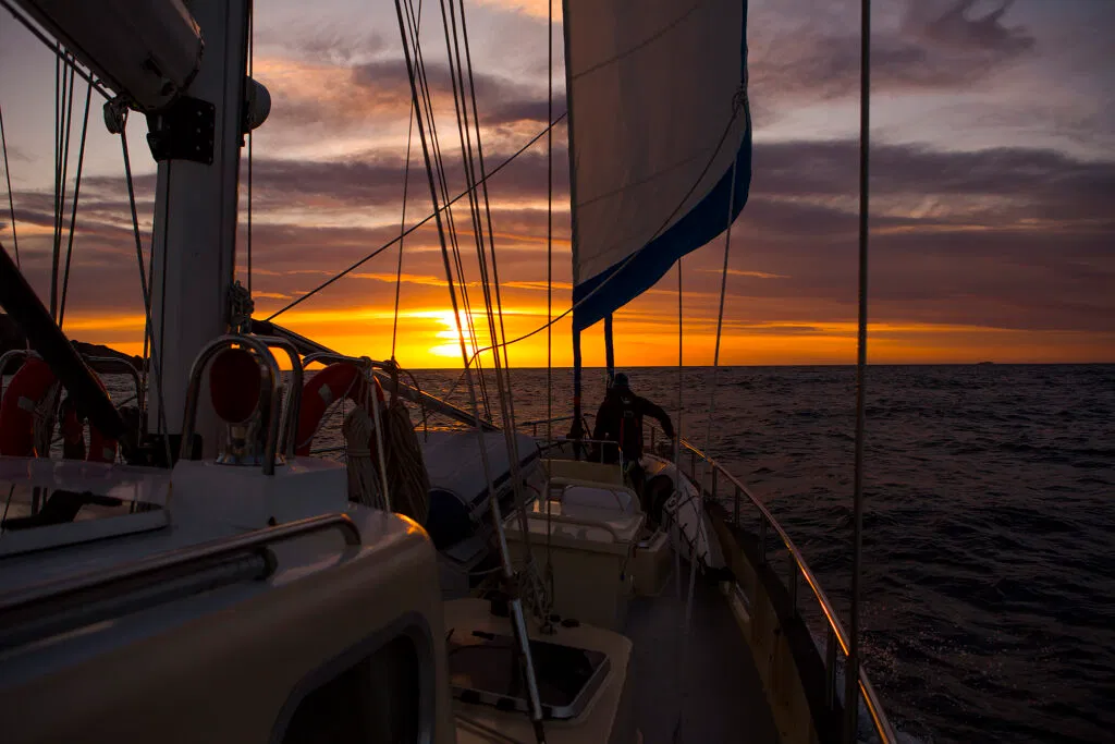Winter sailing. Photo Mats Grimseth.