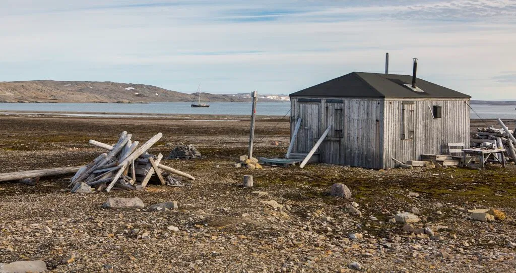 An old hunting station. Photo by Mats Grimsæth.