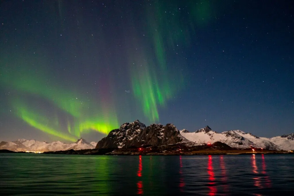 Dancing Northern Lights. Photo Le Rosey.