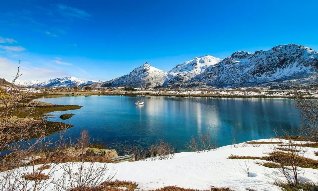 Vi får det beste av det beste, vår i fjæra og skitur på fjellet