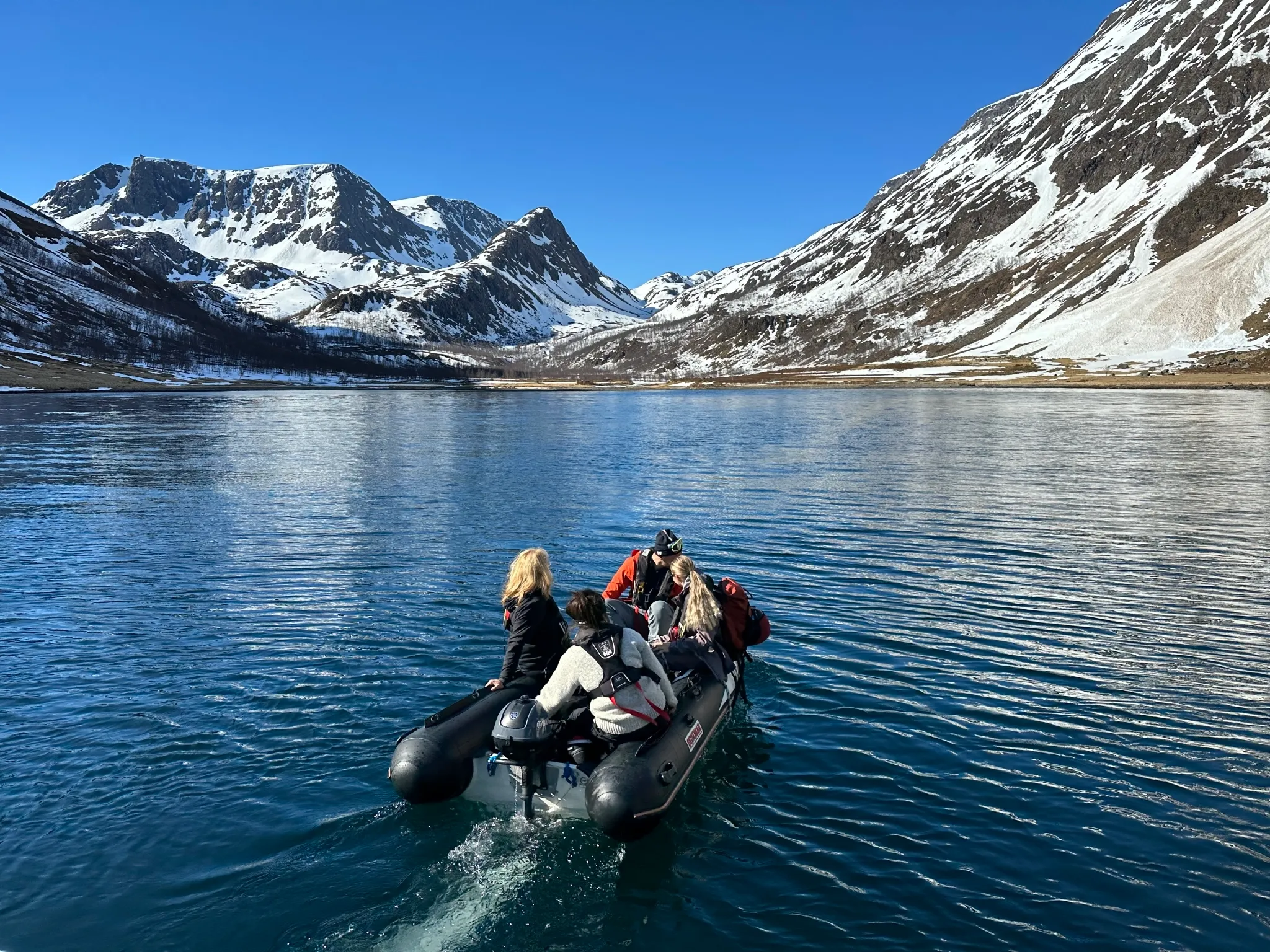 17 mai Ski og Seil Lyngen 2023 Foto Trond Tjelta Helly HansenIMG 2293