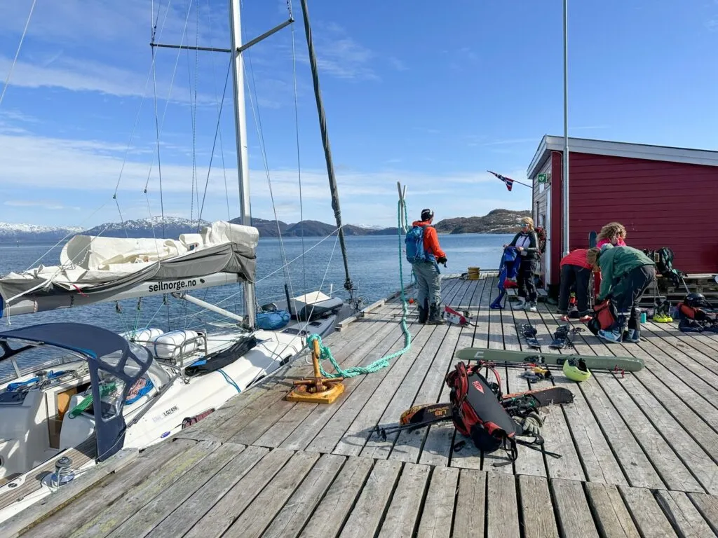 Space on board is limited and you want to keep your gear in check. You don't want to be the one delaying the whole group because you forgot where you put your boot liner to dry or left one of your skins at the last dock.