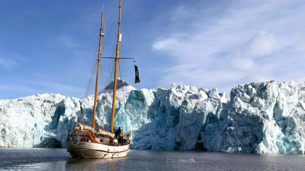 Ski and Sail Svalbard 2026 With Goxsheim Photo2Photo