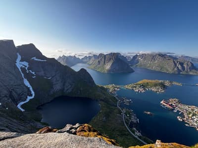 Best of Lofoten Hiking Reinebringen 2025 Dénes Berky (2)